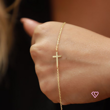 Cargar imagen en el visor de la galería, Pulsera Cruz
