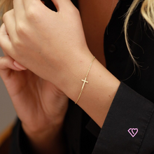 Cargar imagen en el visor de la galería, Pulsera Cruz
