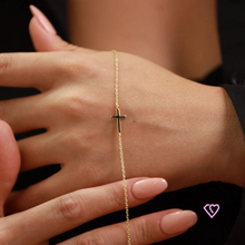 Cargar imagen en el visor de la galería, Pulsera Cruz

